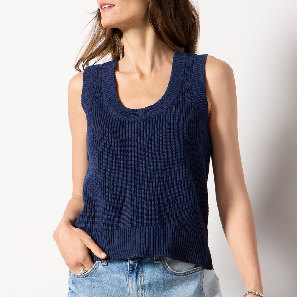 Banana Republic Navy Ribbed Scoop Neck Tank